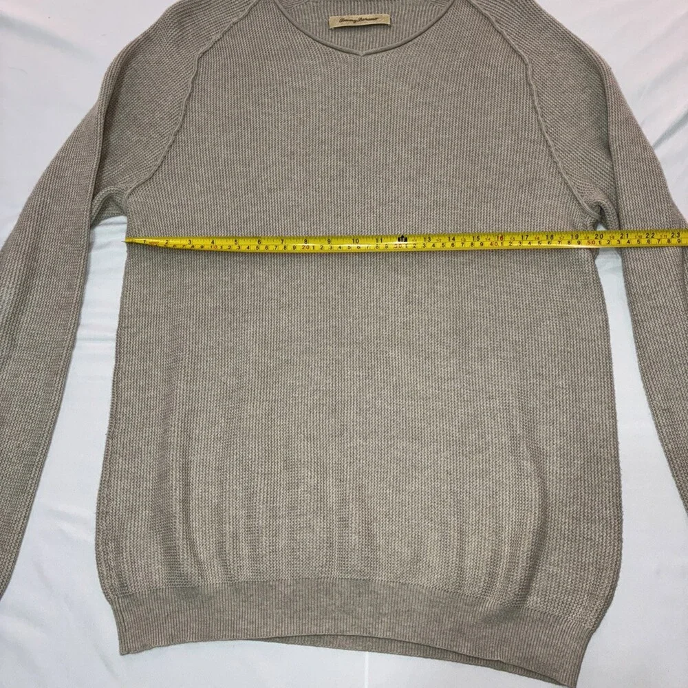 Tommy Bahama Light Weight‎ Knit All Season Sweater Men’s Size L Beige Beach Wear